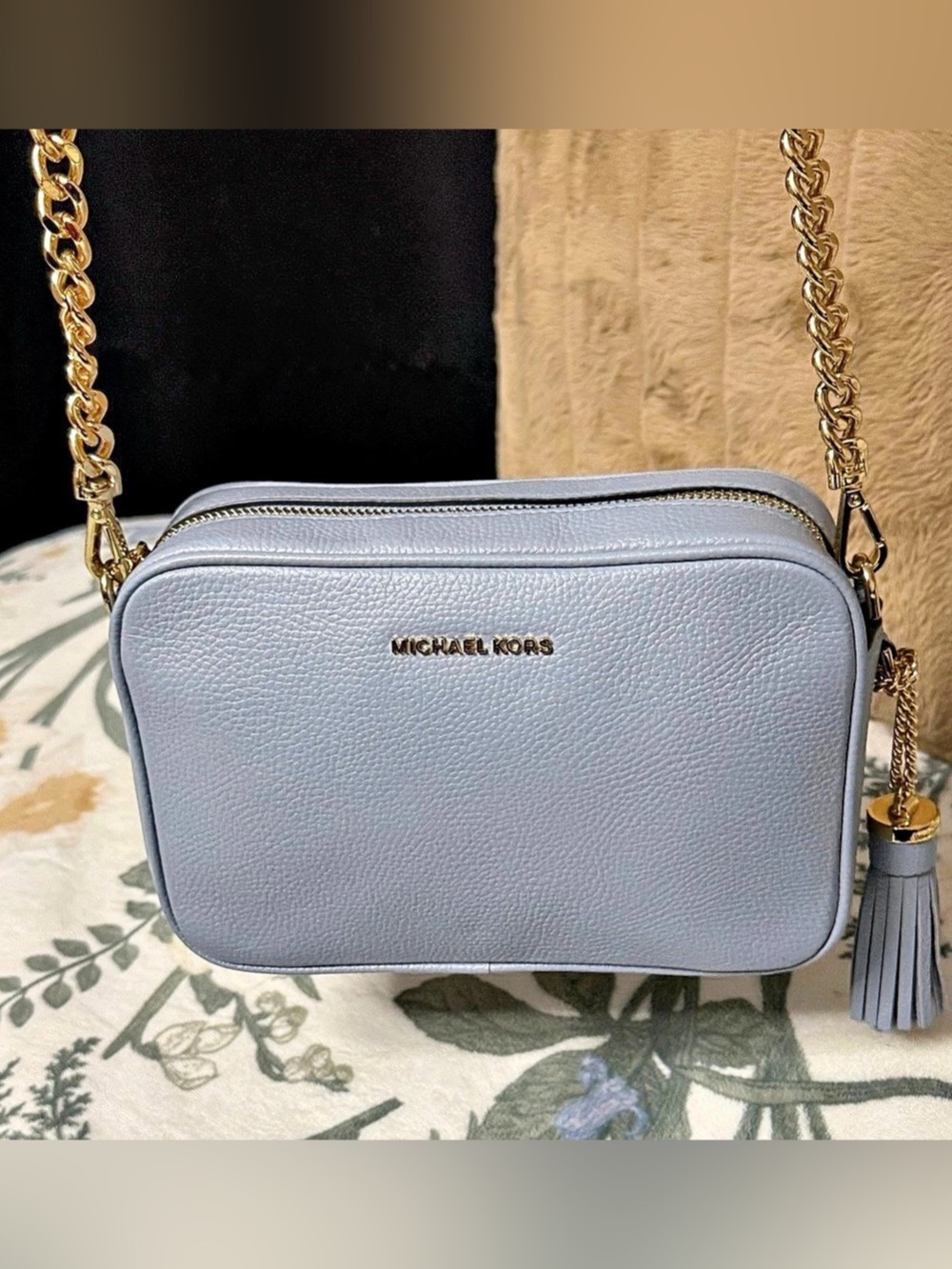 MICHAEL KORS Ginny Medium Pebbled Leather Crossbody in Periwinkle + tassel